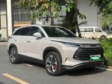 2023 BYD Frigate 07 с пробегом 51 000 км