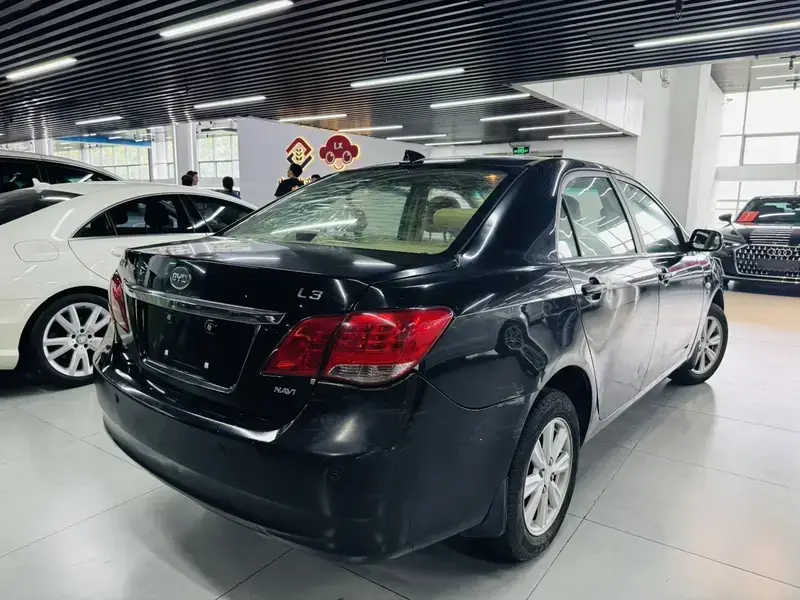 2012 BYD L3 с пробегом 102 000 км