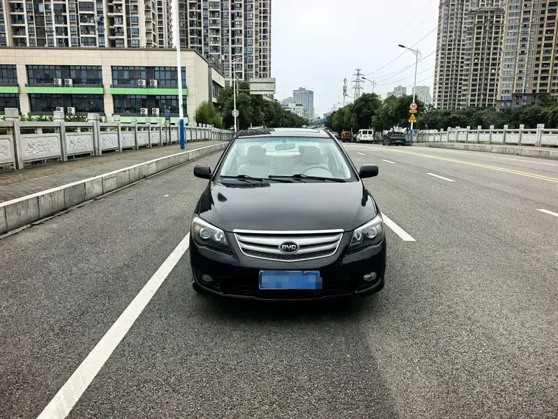 2015 BYD L3 с пробегом 110 000 км