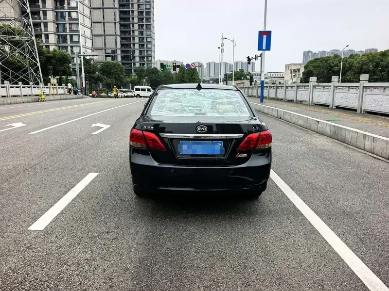 2015 BYD L3 с пробегом 110 000 км