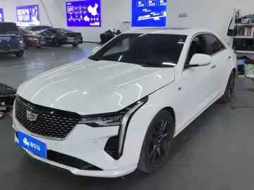 Cadillac CT4