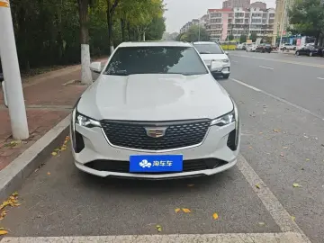2021 Cadillac CT4 с пробегом 48 000 км