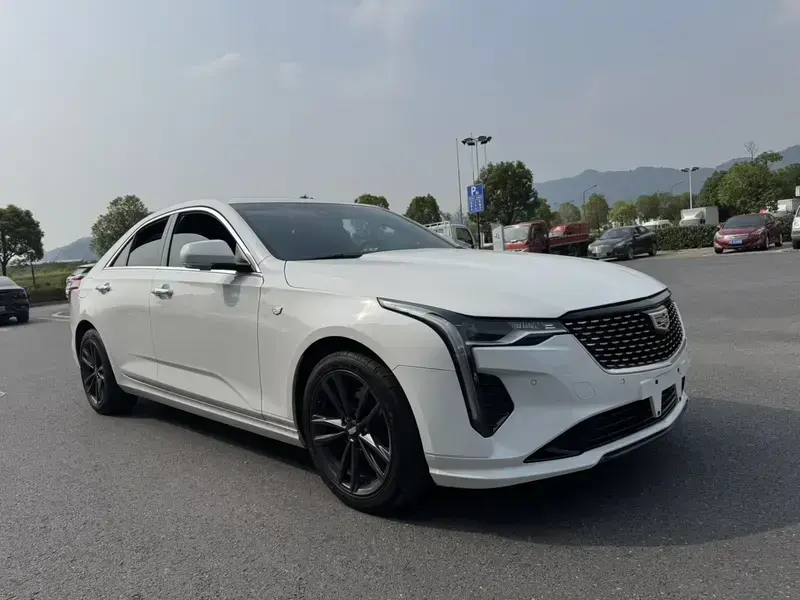 2022 Cadillac CT4 с пробегом 50 000 км