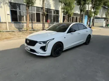 Cadillac CT4