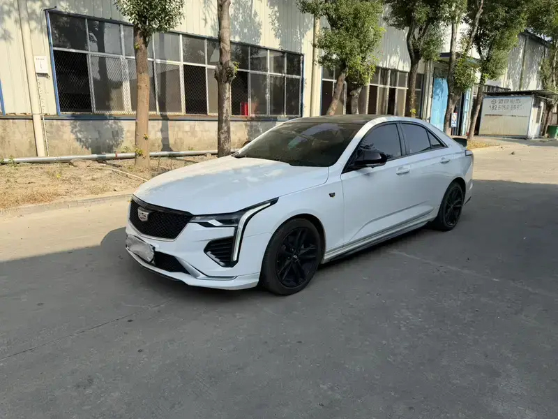 2021 Cadillac CT4 с пробегом 40 000 км