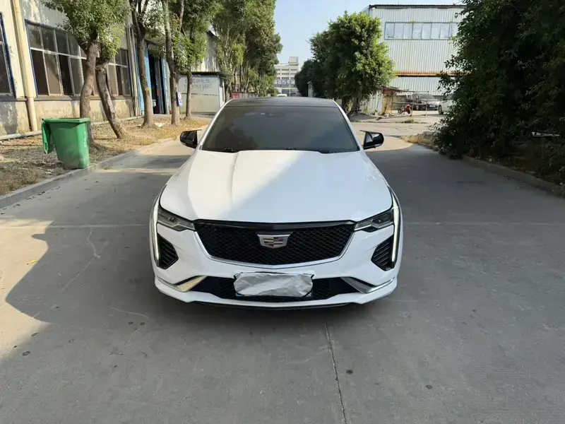 2021 Cadillac CT4 с пробегом 40 000 км