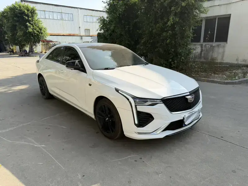 2021 Cadillac CT4 с пробегом 40 000 км