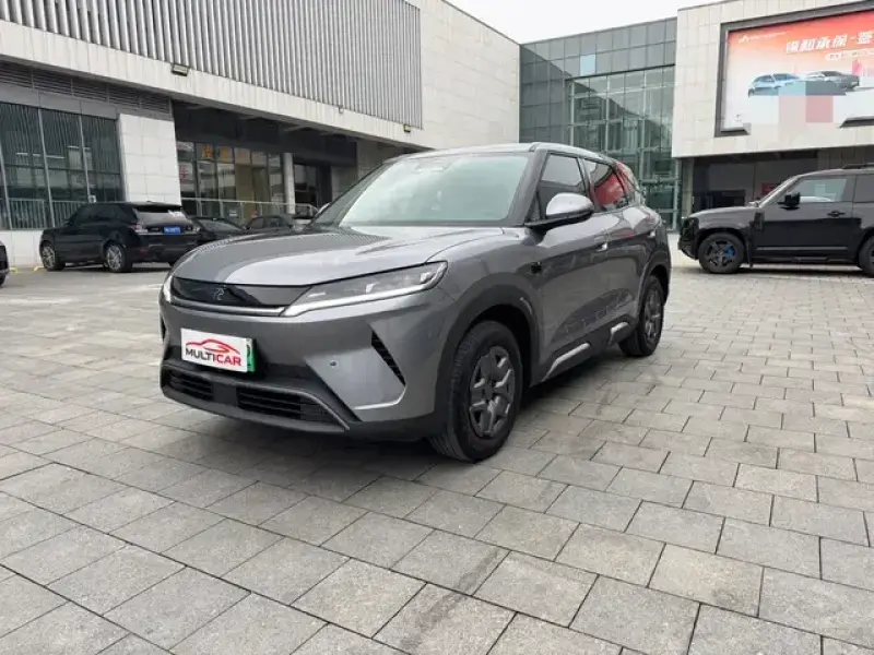 2025 BYD Yuan Up с пробегом 8 300 км