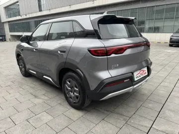 2025 BYD Yuan Up с пробегом 8 300 км