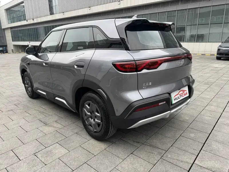 2025 BYD Yuan Up с пробегом 8 300 км