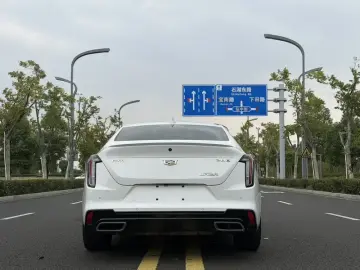 2020 Cadillac CT4 с пробегом 55 000 км