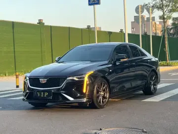 Cadillac CT4