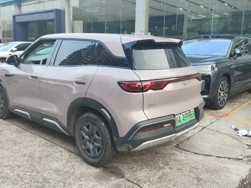 2024 BYD Yuan Up с пробегом 34 400 км