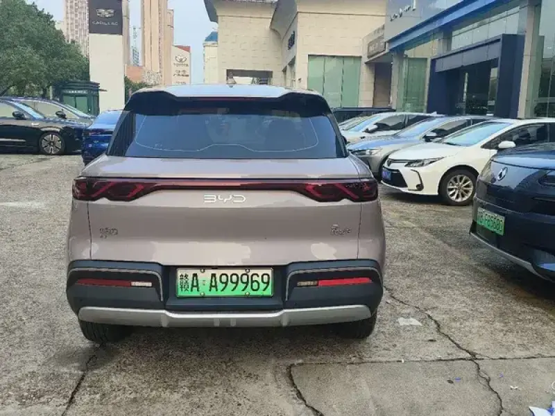 2024 BYD Yuan Up с пробегом 34 400 км
