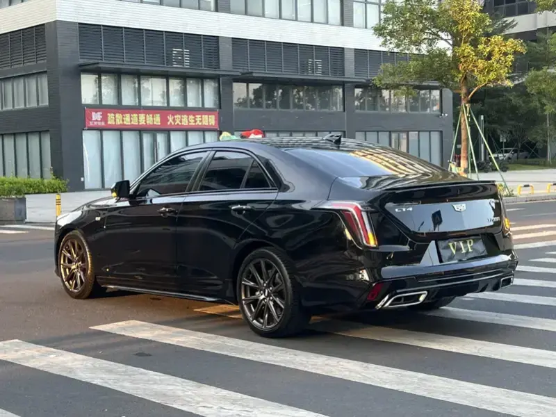 2021 Cadillac CT4 с пробегом 57 000 км