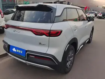 2025 BYD Yuan Up с пробегом 200 км