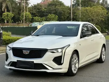 Cadillac CT4