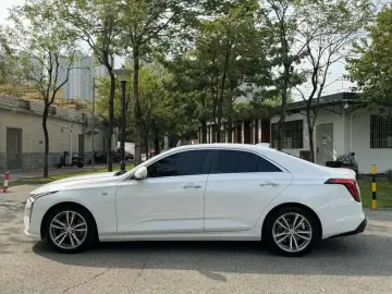 2021 Cadillac CT4 с пробегом 50 000 км