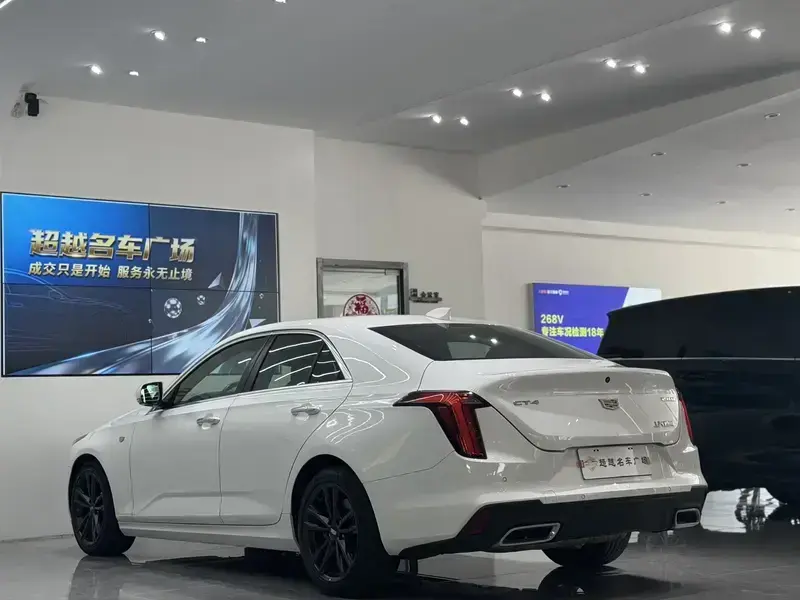 2021 Cadillac CT4 с пробегом 38 000 км
