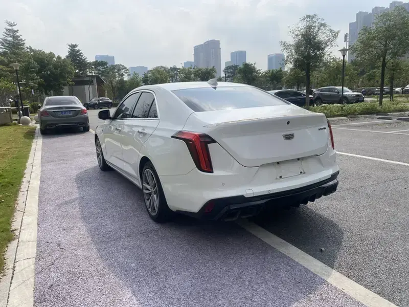 2021 Cadillac CT4 с пробегом 59 000 км