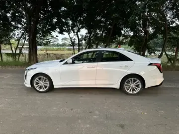 2021 Cadillac CT4 с пробегом 35 000 км