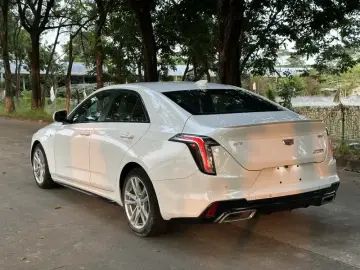 2021 Cadillac CT4 с пробегом 35 000 км