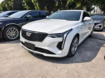 Cadillac CT4