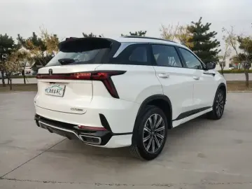2026 Changan CS75 Plus с пробегом 8 300 км
