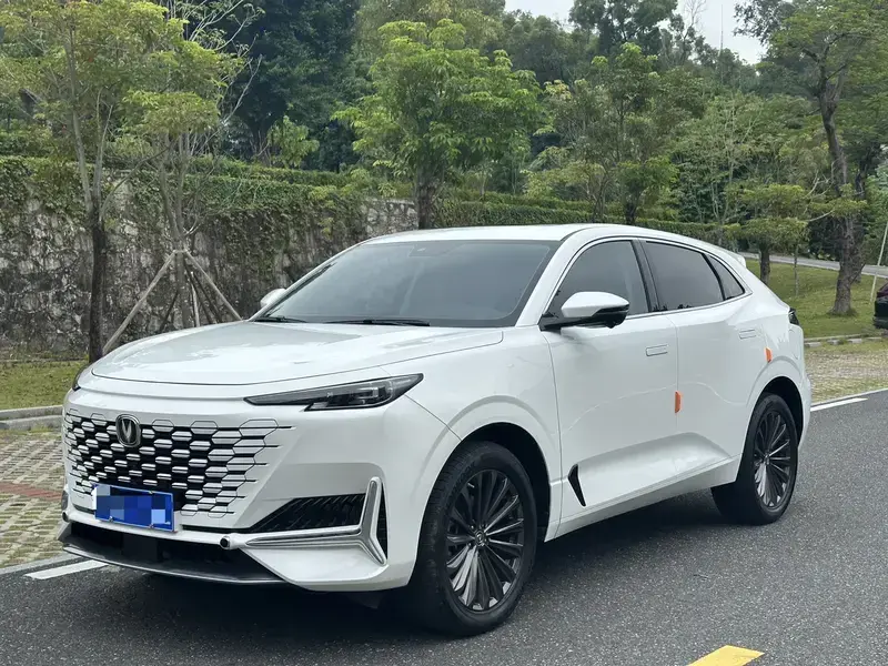 2021 Changan UNI-K с пробегом 38 000 км