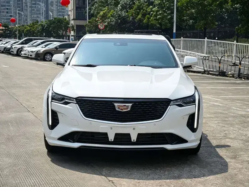 2021 Cadillac CT4 с пробегом 43 000 км