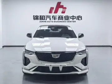 2020 Cadillac CT4 с пробегом 38 000 км