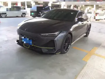 2022 Changan UNI-V с пробегом 40 000 км