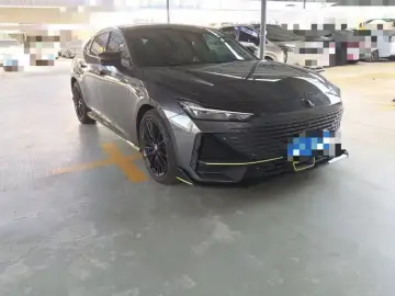 2022 Changan UNI-V с пробегом 40 000 км