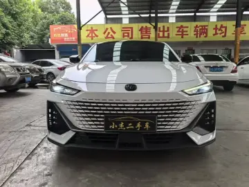 2023 Changan UNI-V с пробегом 56 000 км