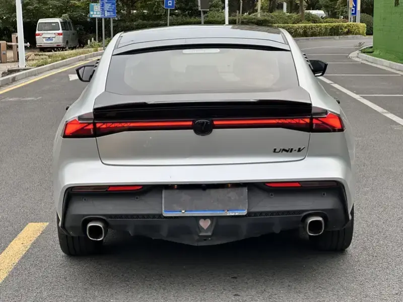 2023 Changan UNI-V с пробегом 59 100 км