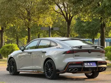 2022 Changan UNI-V с пробегом 38 000 км
