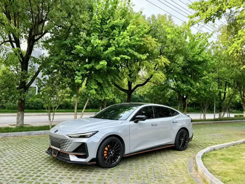 2022 Changan UNI-V с пробегом 10 000 км