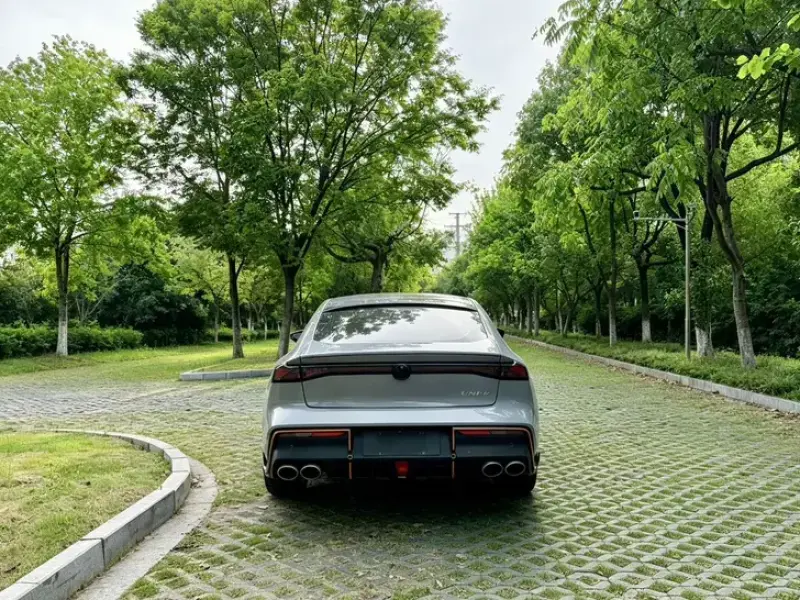 2022 Changan UNI-V с пробегом 10 000 км