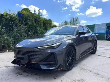 2022 Changan UNI-V с пробегом 59 000 км