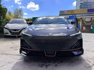 2022 Changan UNI-V с пробегом 59 000 км