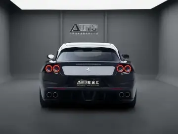 2017 Ferrari GTC4Lusso с пробегом 36 000 км