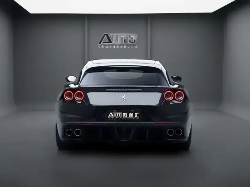 2017 Ferrari GTC4Lusso с пробегом 36 000 км