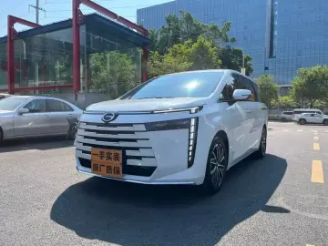 2024 GAC Trumpchi E8 с пробегом 15 000 км