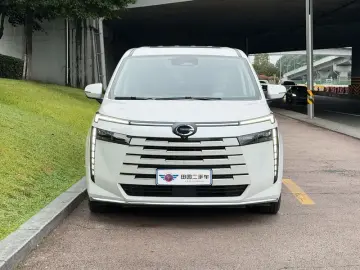 2024 GAC Trumpchi E8 с пробегом 9 800 км