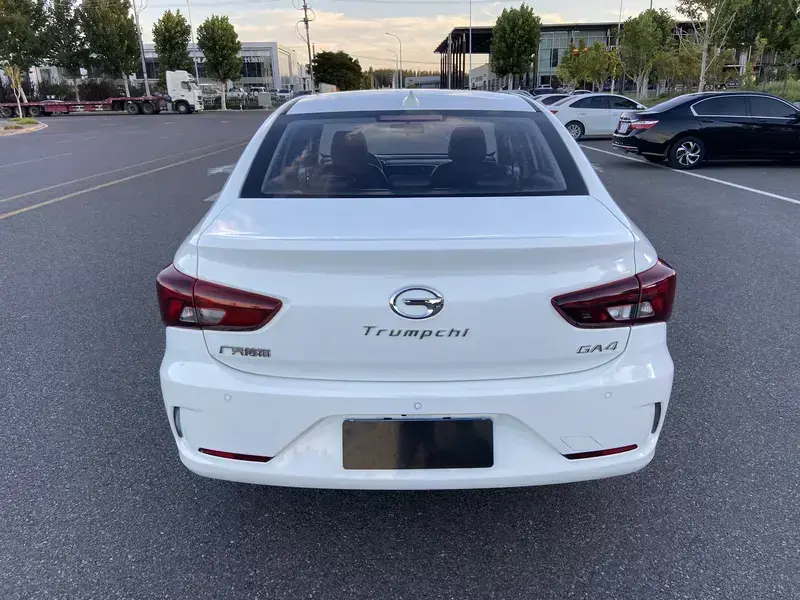 2018 GAC Trumpchi GA4 с пробегом 100 000 км