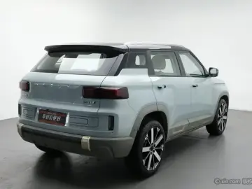 2023 Geely Icon с пробегом 31 200 км