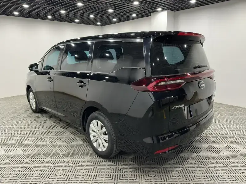 2021 GAC Trumpchi M6 с пробегом 60 600 км