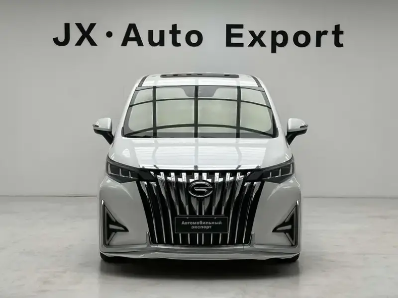 2021 GAC Trumpchi M6 с пробегом 18 000 км