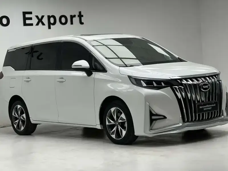 2021 GAC Trumpchi M6 с пробегом 18 000 км