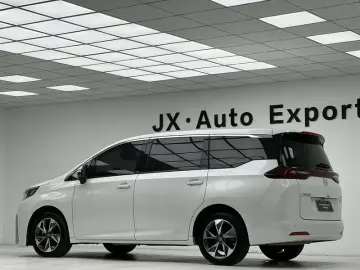 2021 GAC Trumpchi M6 с пробегом 18 000 км
